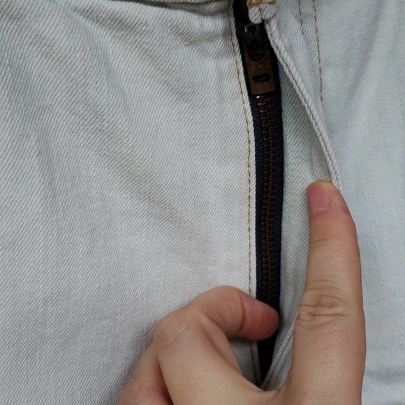 LEVI'S 511 Premium SLIM Shorts Men's 38 NEW - Picture 8 of 13